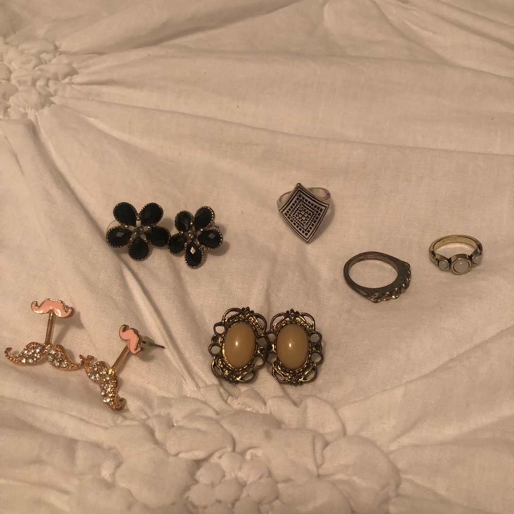 Earrings & Rings Misc